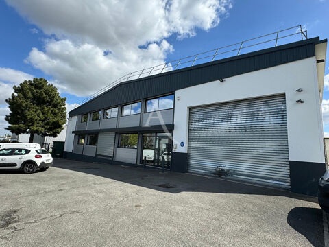 Local commercial VERRIERES LE BUISSON 1415.50 m&sup2; 13500 91420 Morangis