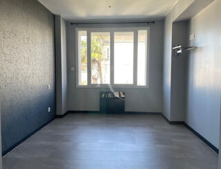  Appartement à louer 3 pièces 72 m²