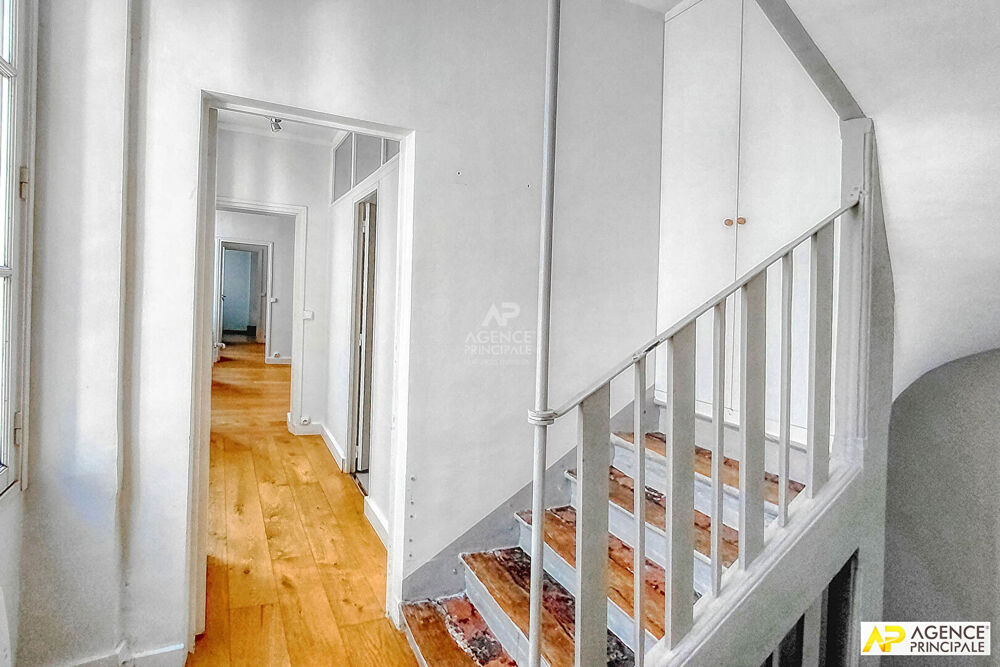 Vente Appartement Versailles Notre-Dame  Duplex 4 pièces - 80,90 m²  situé au 1er et dernier étage avec cave Versailles