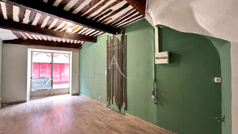   LOCAL COMMERCIAL RENOVE RUE GRANDE GREOUX LES BAINS PARKING PROCHE 