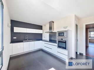  Appartement � vendre 4 pi�ces 132 m�