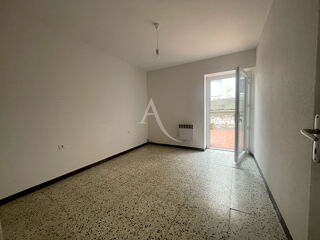  Immeuble à vendre 12 pièces 170 m²