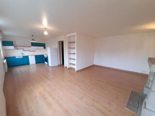  Maison à louer 4 pièces 98 m²