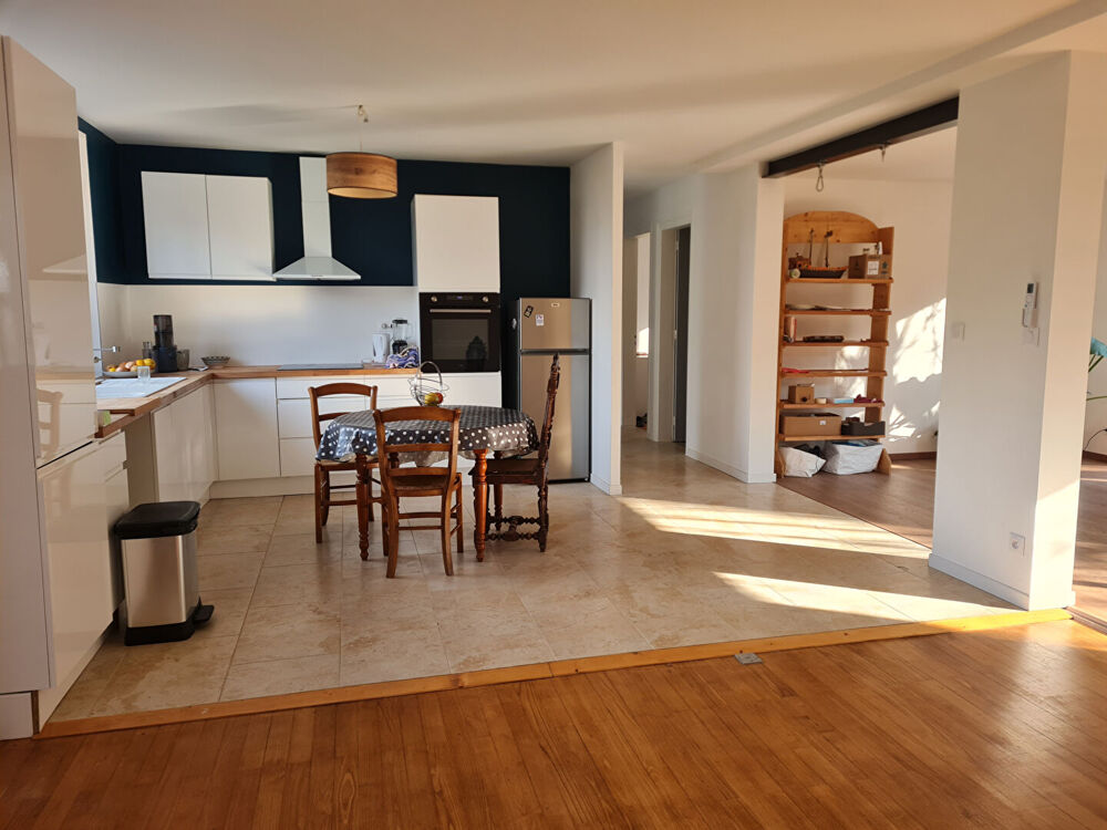 Maison 5 pièce(s) 205 m2
