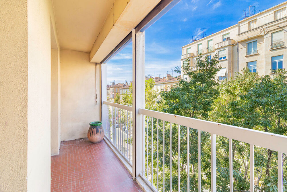Vente Appartement Appartement Marseille 13005  3 pièce(s) 90 m2 Marseille 5