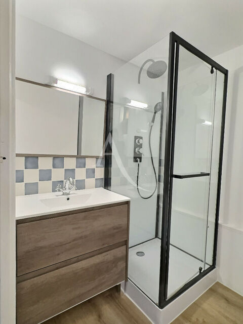  Appartement � louer 3 pi�ces 84 m�