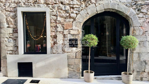 HYERES - PARCOURS DES ARTS - MURS COMMERCIAUX RENOVES DE 54 M² 167400 83400 Hyeres