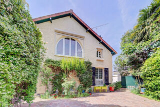  Maison à vendre 7 pièces 174 m²
