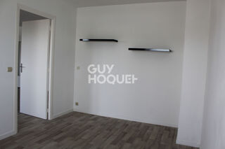  Appartement à louer 3 pièces 65 m²