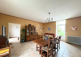  Maison à vendre 8 pièces 247 m²