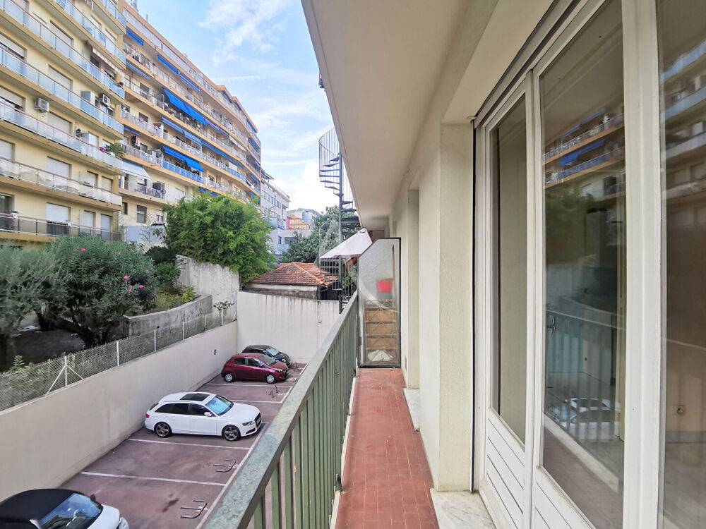 Vente Appartement PROCHE GORBELLA : APPARTEMENT TYPE F1 AU 2EME ETAGE Nice