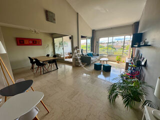  Appartement  vendre 7 pices 141 m