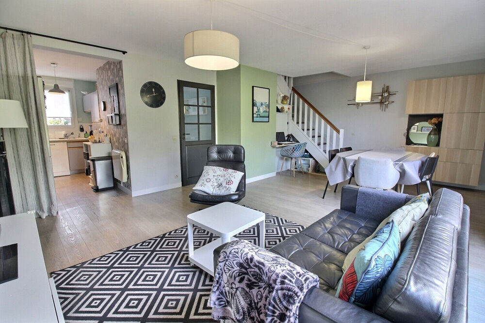 Vente Maison Maison Sequedin 82m² au sol - semi individuelle - 3 chambres - jardin - garage et 2 places de stationnement Sequedin