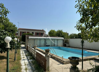 Immeuble à vendre 5 pièces 136 m²