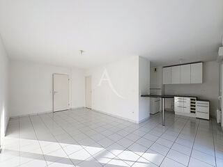  Appartement � louer 4 pi�ces 73 m�