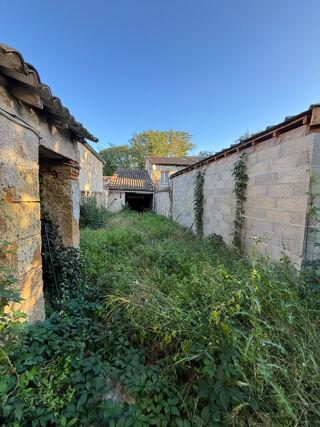  Immeuble à vendre 5 pièces 132 m²