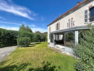  Maison à vendre 11 pièces 232 m²