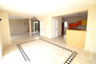  Maison  vendre 4 pices 131 m