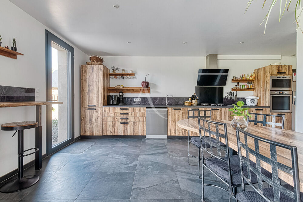 Vente Maison Maison d'habitation avec piscine chauffée et gîtes de charme à Saint Ouen des Toits (15 min de Laval) Saint ouen des toits