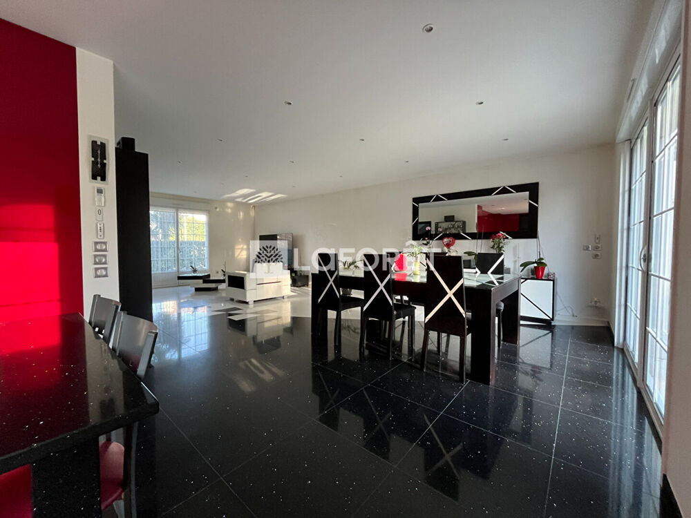 Pavillon d'exception Ormesson Sur Marne 147m2 et 340m² utile - Secteur Golf