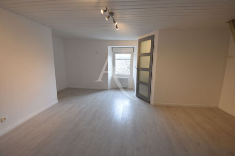  Maison  louer 2 pices 56 m