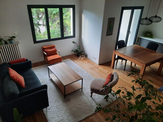  Appartement à louer 5 pièces 110 m²