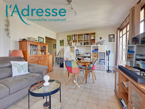   Trois pi�ces en DERNIER ETAGE Appartement - 3 pi�ce(s) - 66 m�