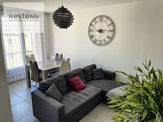 Vente Appartement Appartement 2 pièces rénové en dernier étage à Toulon ouest Temple. Toulon