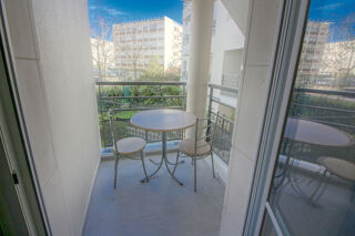  Appartement à louer 1 pièce 28 m²