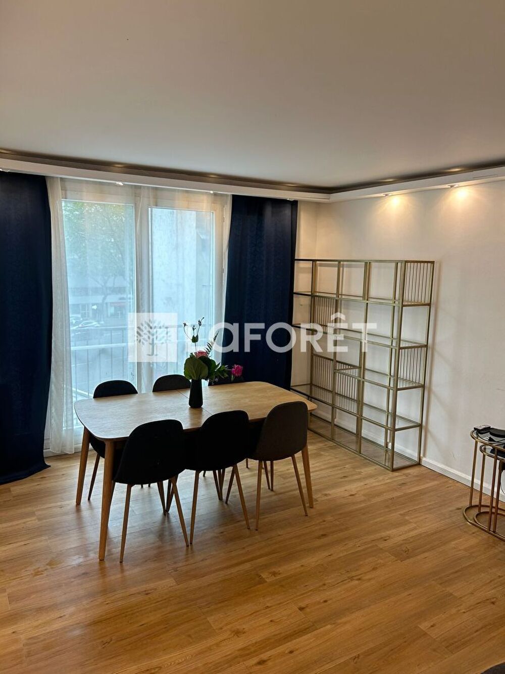 Location Appartement Montrouge - Appartement 4 pièces meublé 80.85 m2 avec cave et parking Montrouge