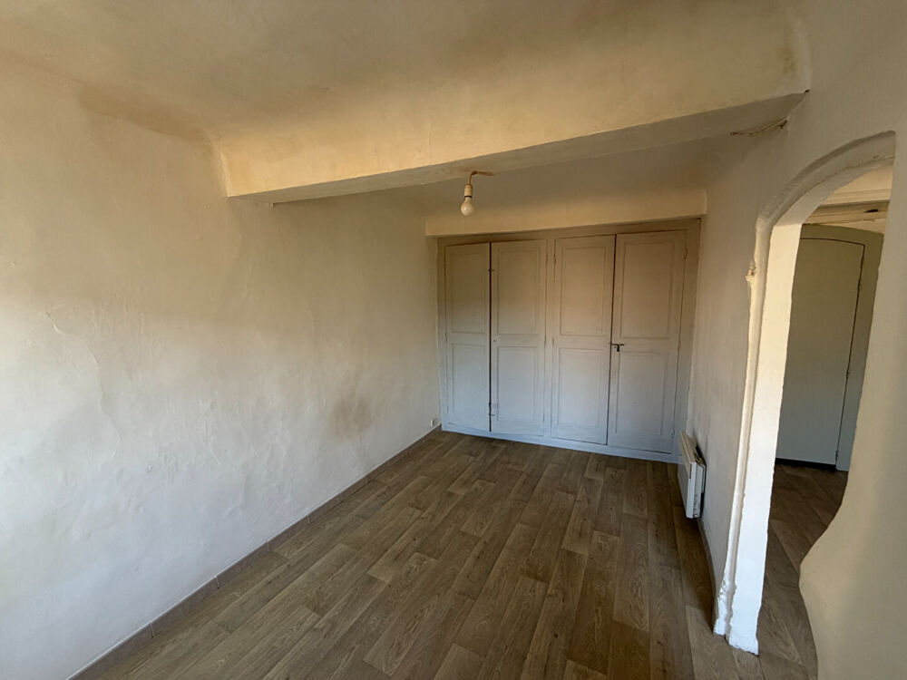 Location Appartement Appartement  2 pièces de 36.05 m² centre ville LE BEAUSSET Le beausset