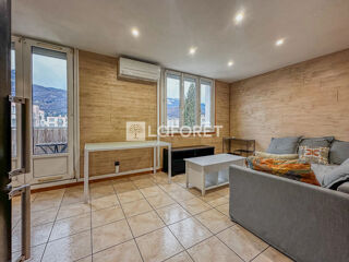  Appartement à louer 3 pièces 49 m²