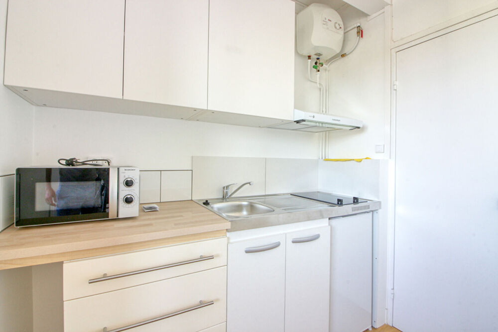 Studette / chambre de service Antony 9.23 m2