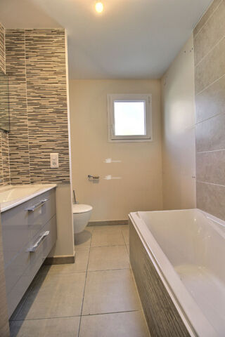  Maison  vendre 6 pices 138 m