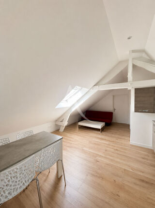  Appartement à louer 3 pièces 38 m²