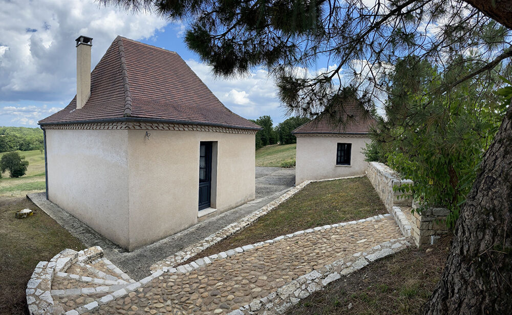 ENSEMBLE DE DEUX MAISONS sur 4275m²