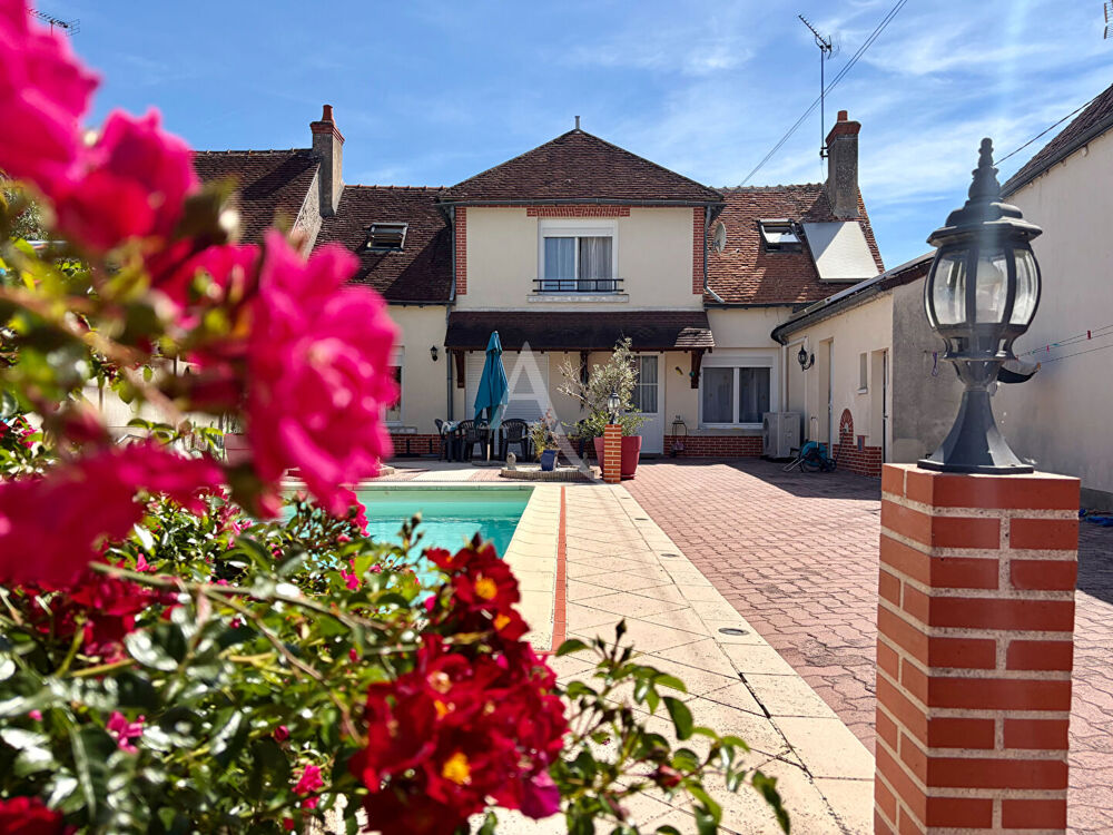 Vente Maison Maison 120 m² avec piscine et studio  ? À 15 min de Romorantin et de Contres Selles sur cher