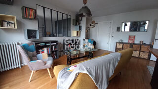  Appartement à louer 3 pièces 55 m²