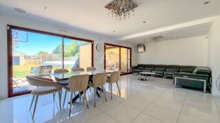  Maison à louer 7 pièces 181 m²