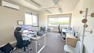   Bureaux Aix En Provence 1 pièce(s) 19 m2 Les milles