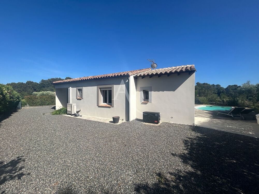 SUPERBE VILLA DE PLAIN-PIED AVEC PISCINE ET VUE DÉGAGÉE SUR LA PINÈDE