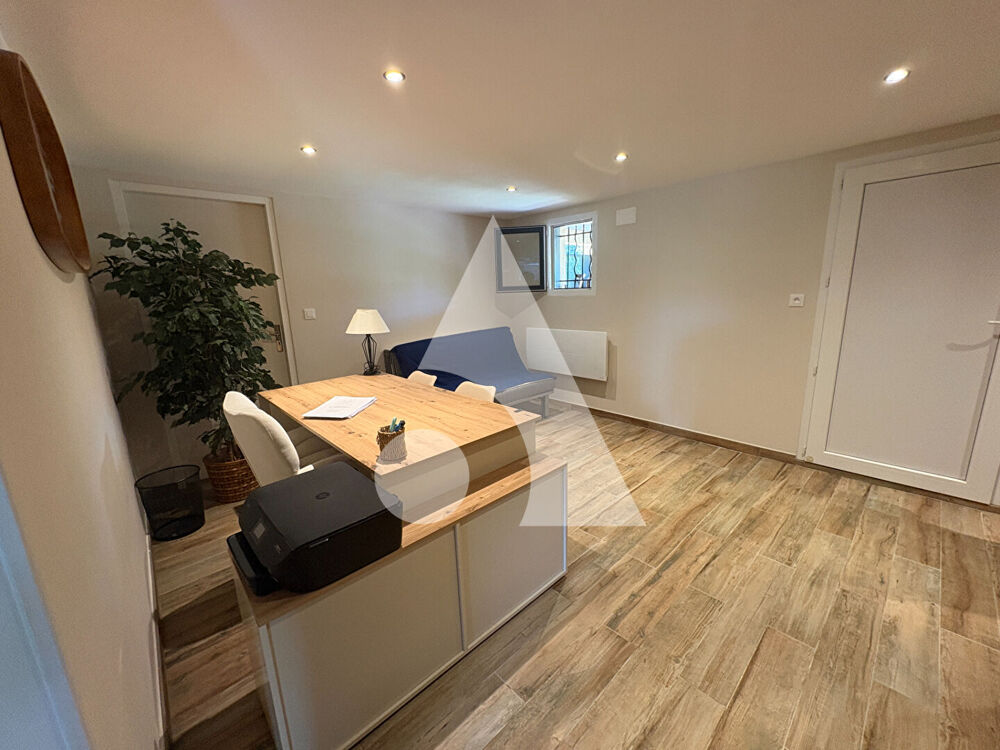Vente Maison Maison rénovée 133 m² avec piscine, grand garage et fort potentiel à Vesseaux (Ardèche) Vesseaux