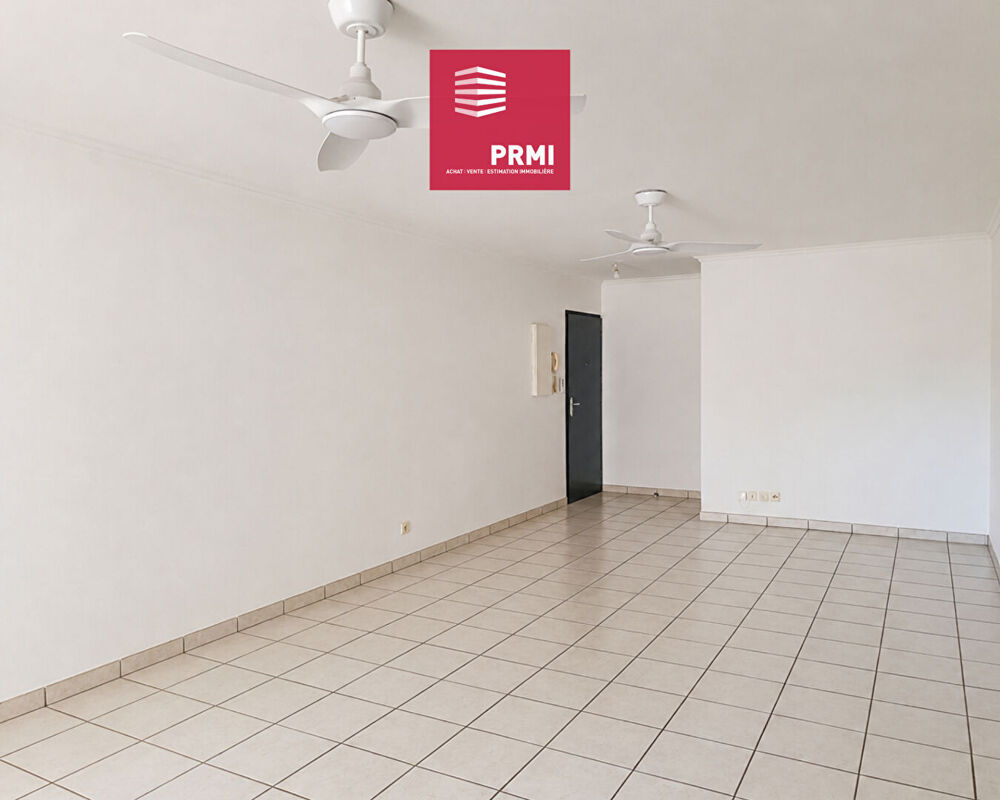 Vente Appartement Appartement T3 de 75 m2 avec varangue et parking - Coeur de St Denis Saint denis