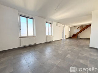  Appartement � louer 5 pi�ces 122 m�