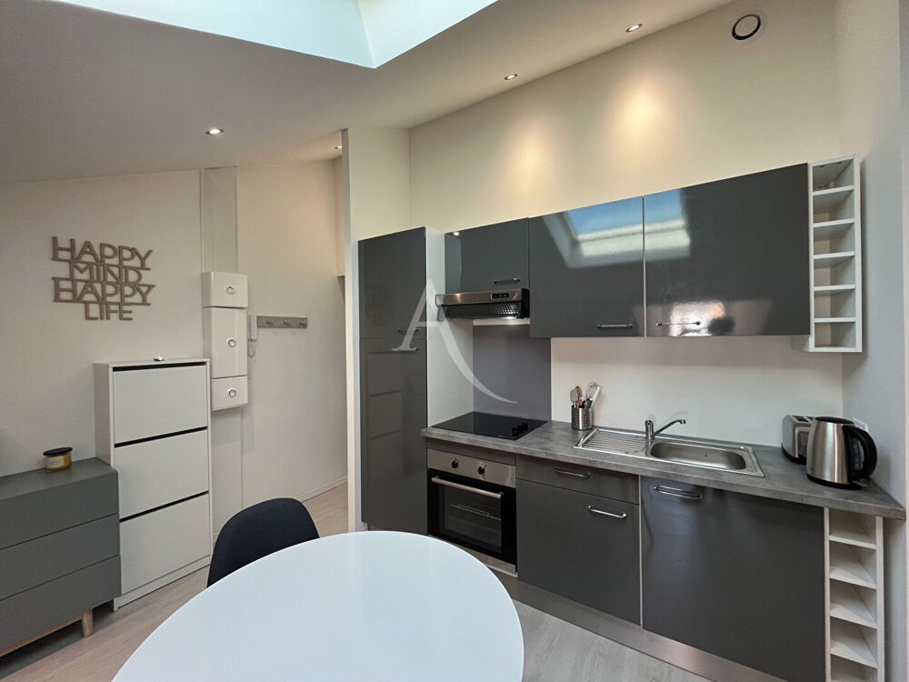 Location Appartement TYPE 1 MEUBL, REIMS - GARE CENTRE Reims