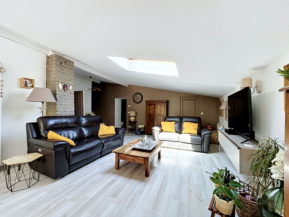Vente Maison EXCLUSIVITE - MAISON DE 160 M² SUR UNE PARCELLE TERRAIN DE 7227 M² Loriol sur drome