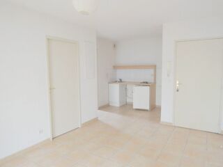  Appartement à louer 2 pièces 34 m²