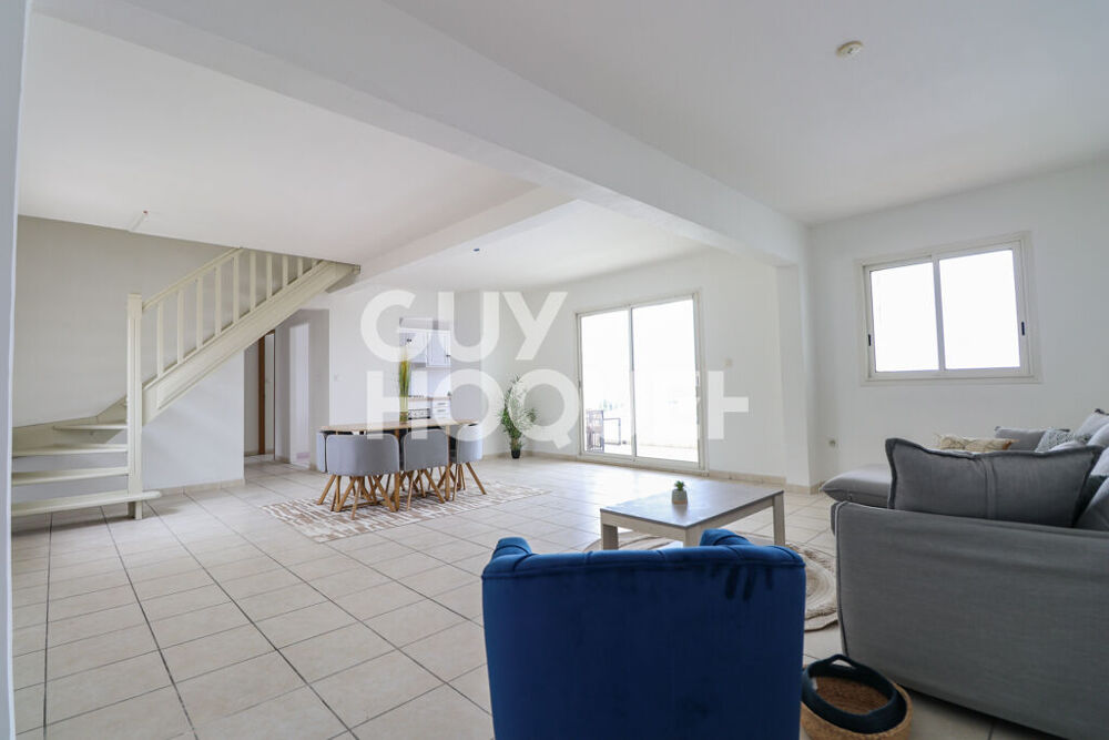 Vente Appartement Appartement Sainte Clotilde 5 pièce(s) 151.41 m2 Sainte clotilde