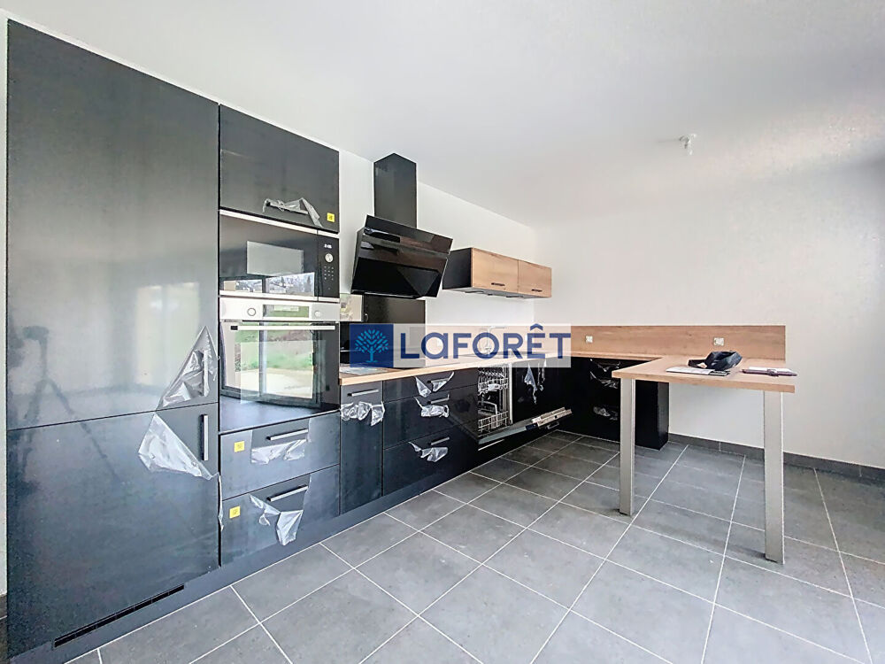 Vente Maison Maison L'isle-en-rigault 5 pièce(s) 101.05 m2 Lisle en rigault