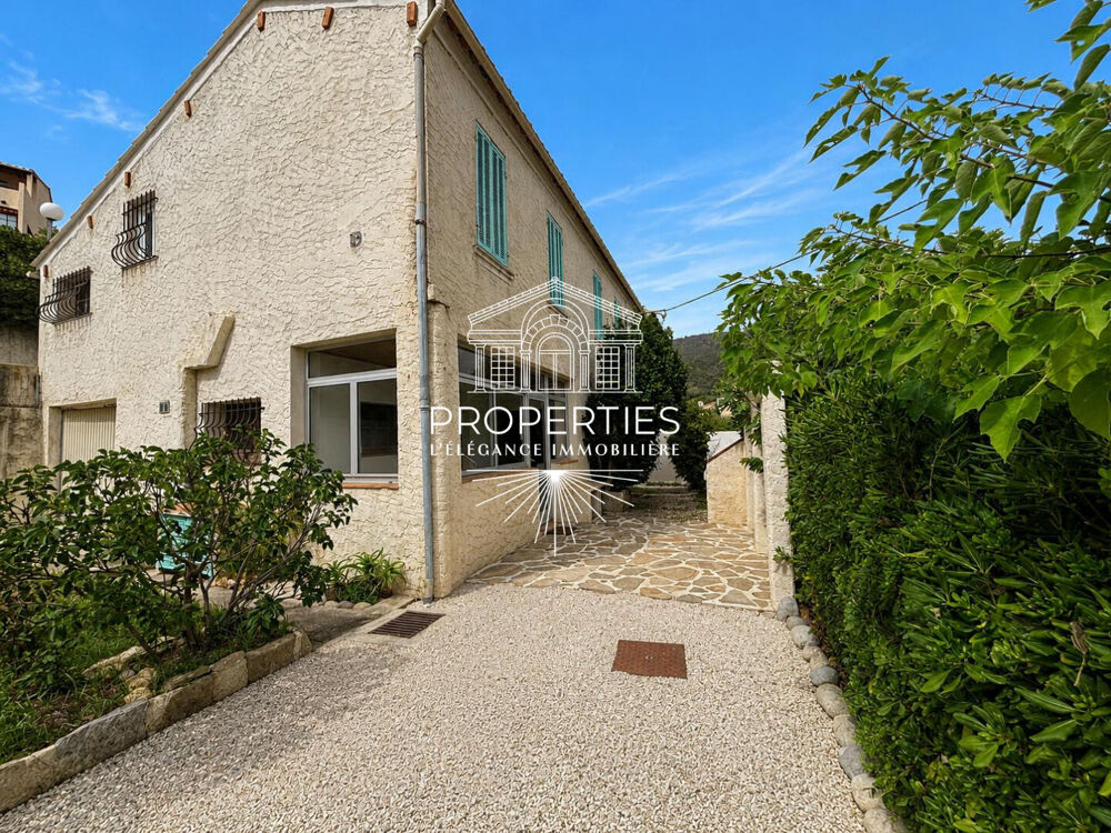 LE LAVANDOU - CAVALIÈRE - 2 APPARTEMENTS T2 + T3 PROCHE PLAGE - À RÉNOVER - GARAGE